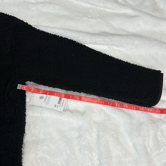 🆕 Athleta cozy Sherpa snap sweatshirt black size medium - Picture 10 of 12